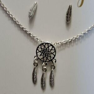 Dream big necklace and earring set silver tone